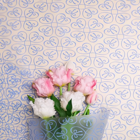 Пленка матовая 60см х 10м  Бантики лаванда