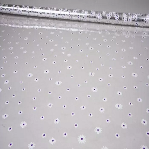 Пленка цветная Маргаритки 70см бело-сиреневый