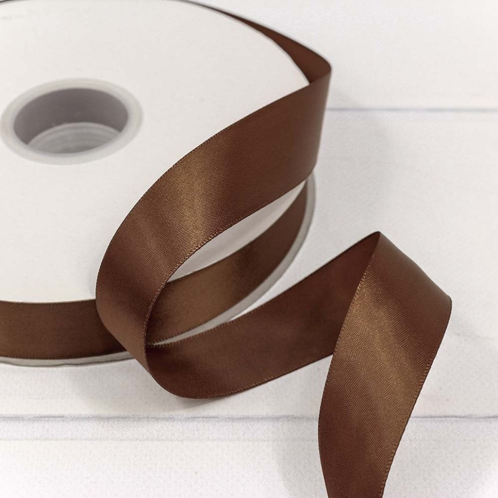 Лента атласная полиэстер класс А 2,5см*100ярд коричневый