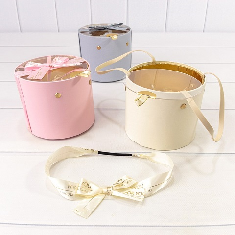 Коробка Круглая 13,8*11,5 с прозрачной крышкой и ручками (микс 1)