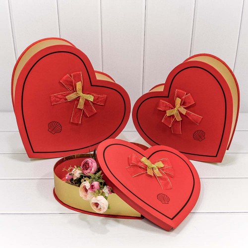 КОРОБКИ "СЕРДЦЕ" НАБОР 3 ШТ 32*30,5*10 СМ С ДВОЙНЫМ БАНТОМ ЗОЛОТОЙ/КРАСНЫЙ