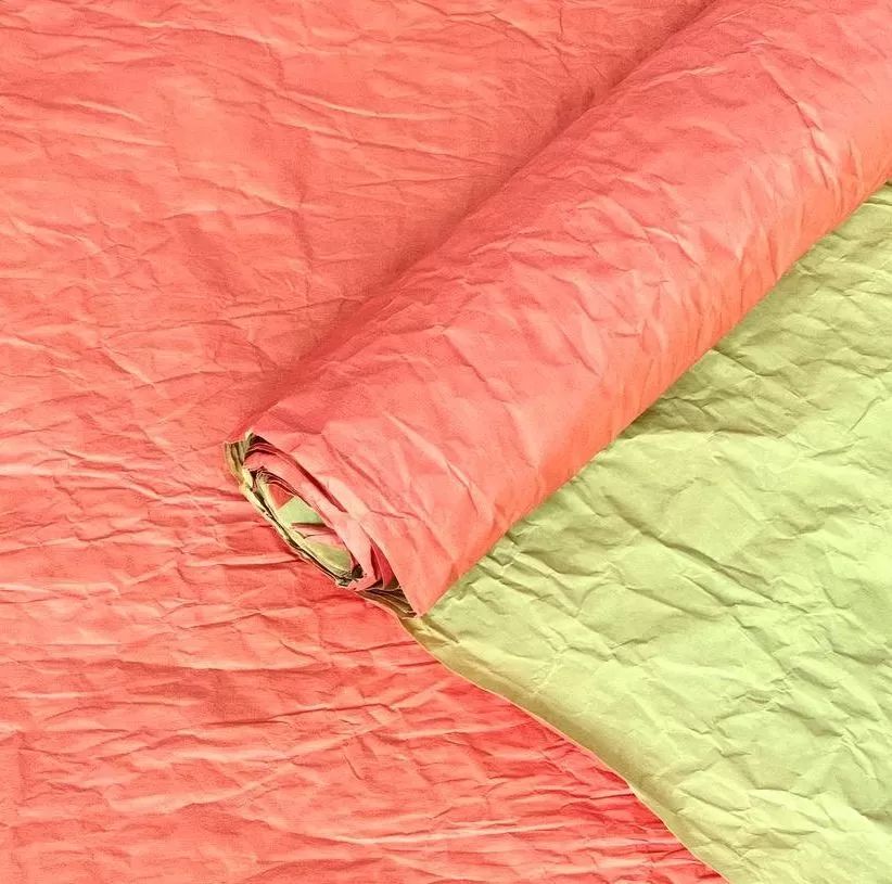 Бумага Эколюкс двухцветная и однотонная 70см * 5 метров± 5% (красный/салатовый)