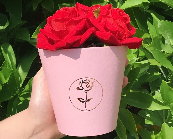 Коробка под цветы 10,7x10,6 см, св.розовый