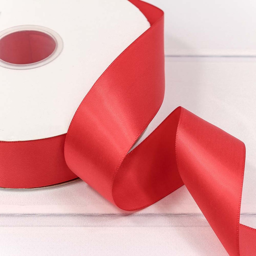 Лента Атласная Полиэстер класс А 3,8см*100ярд Красный