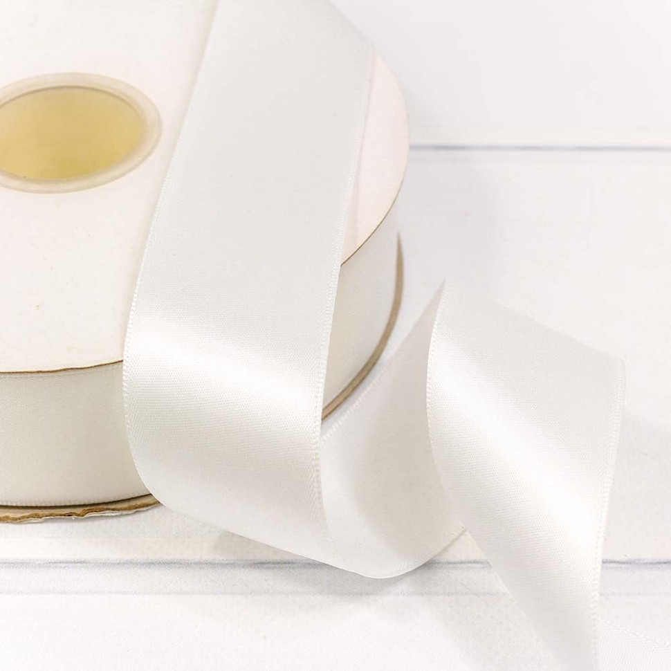 Лента Атласная Полиэстер класс А 3,8см*100ярд Жемчужно-белый